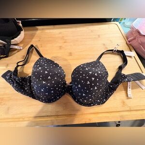 Victoria's Secret Black and White Heart Print Bra